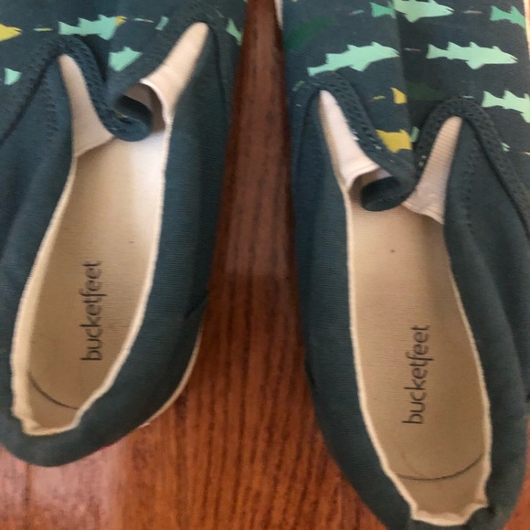 Blue shark slip on sneakers - Picture 7 of 8